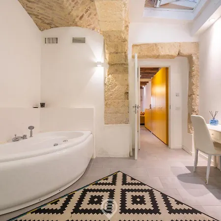 The Romantic Nest Apartment Cagliari